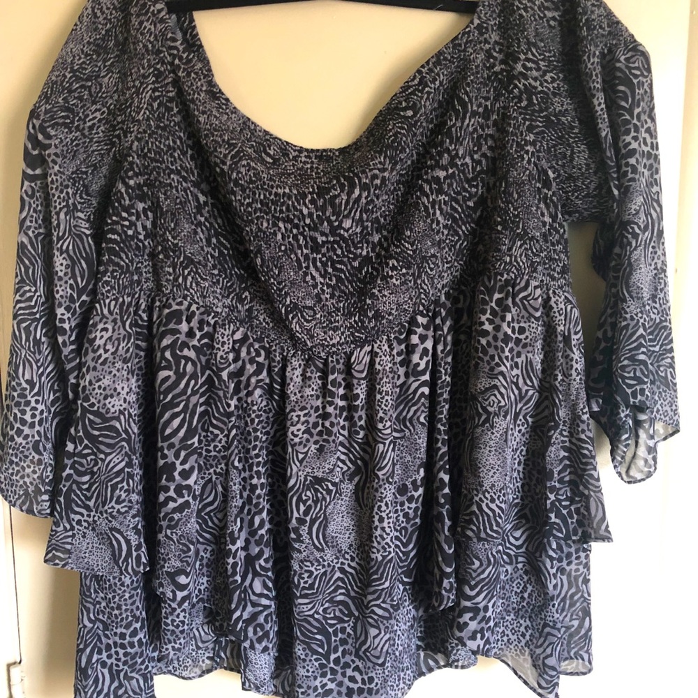 NWOT Torrid Off the Shoulder Animal Print Blouse